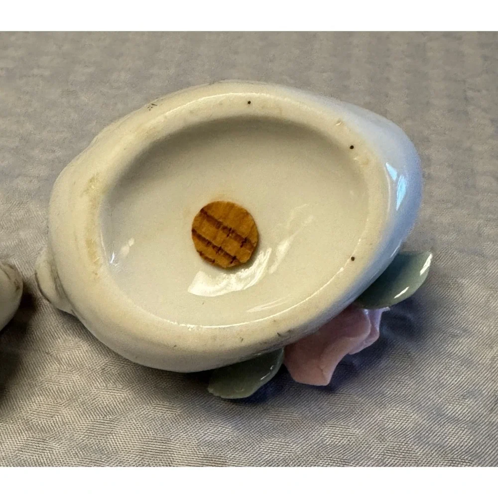 Lefton china hand
